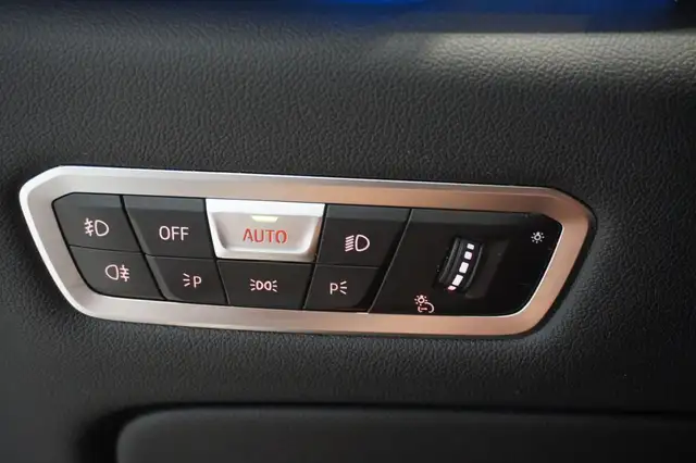 BMW X5 view 14