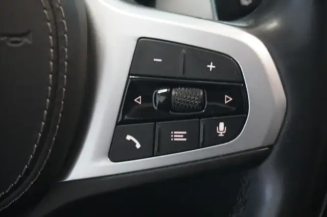 BMW X5 view 13