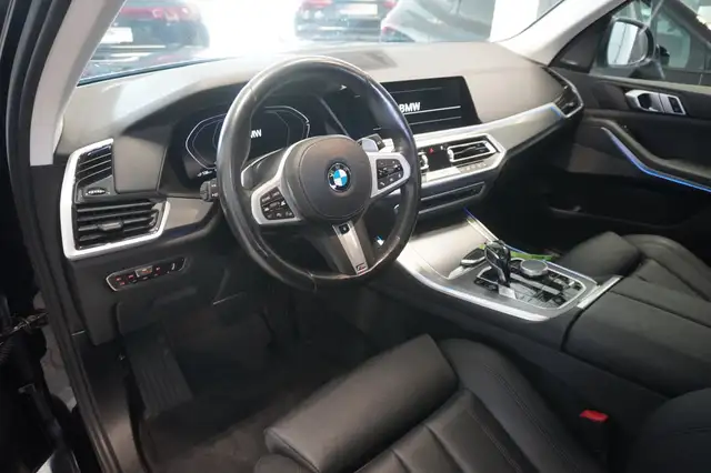 BMW X5 view 7