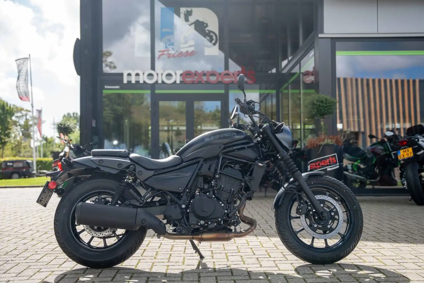 Kawasaki Eliminator 500 SE - 1