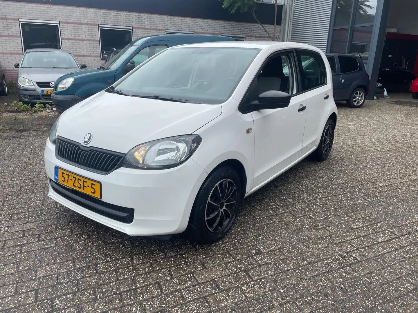 Skoda Citigo 1.0 Greentech Arctic airco navi 122000 km Wit - 2