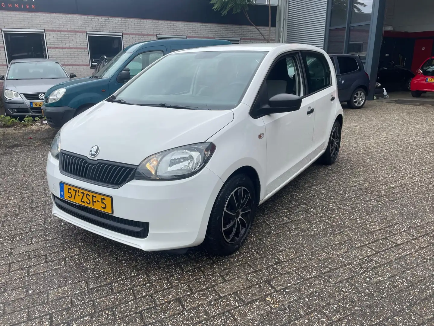 Skoda Citigo 1.0 Greentech Arctic airco navi 122000 km Wit - 1