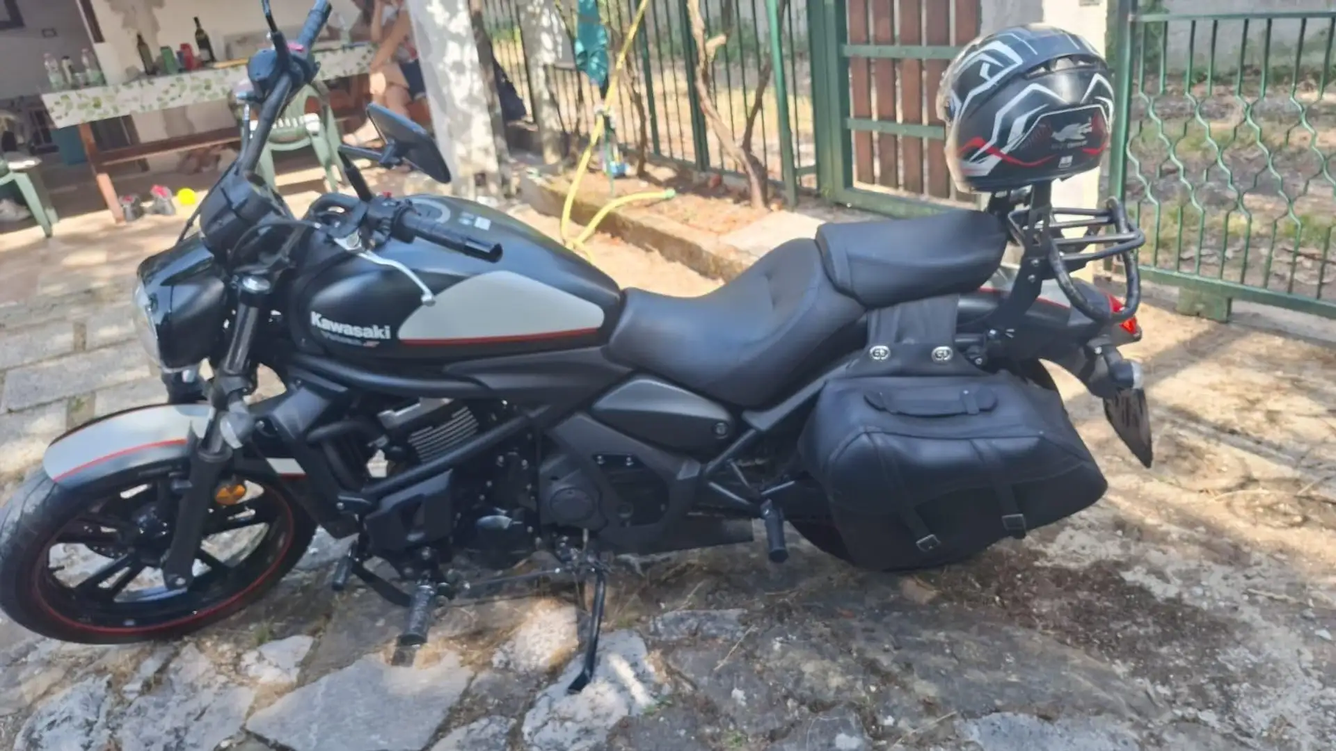 Kawasaki Vulcan S Nero - 1