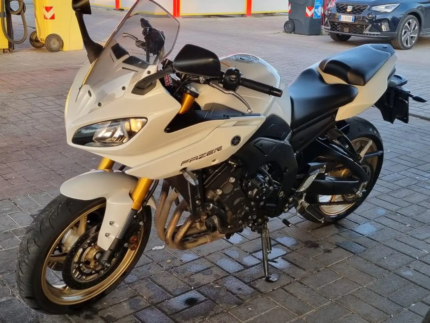 Yamaha FZ 8 Blanc - 2