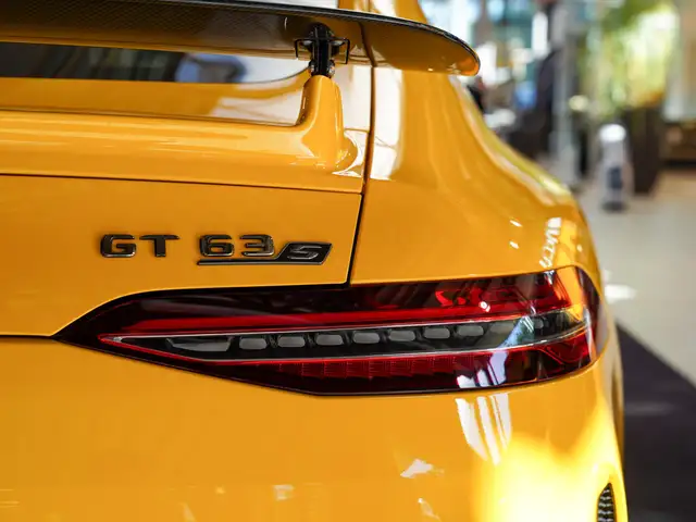 Mercedes-Benz Amg GT view 6