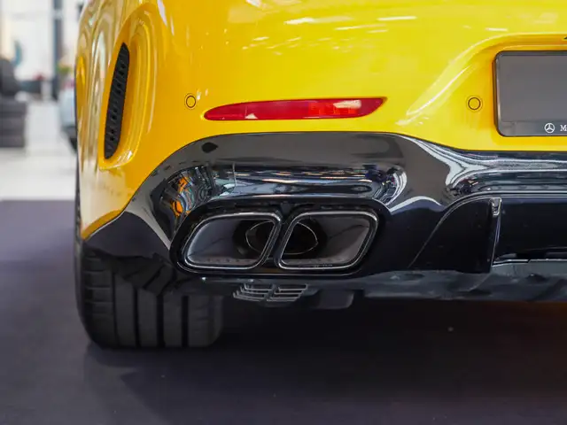 Mercedes-Benz Amg GT view 8