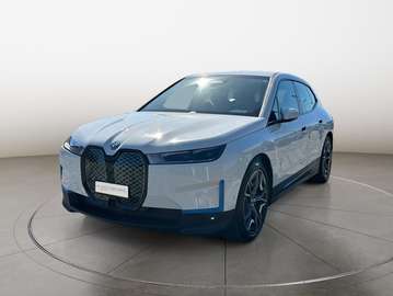 iX xdrive40