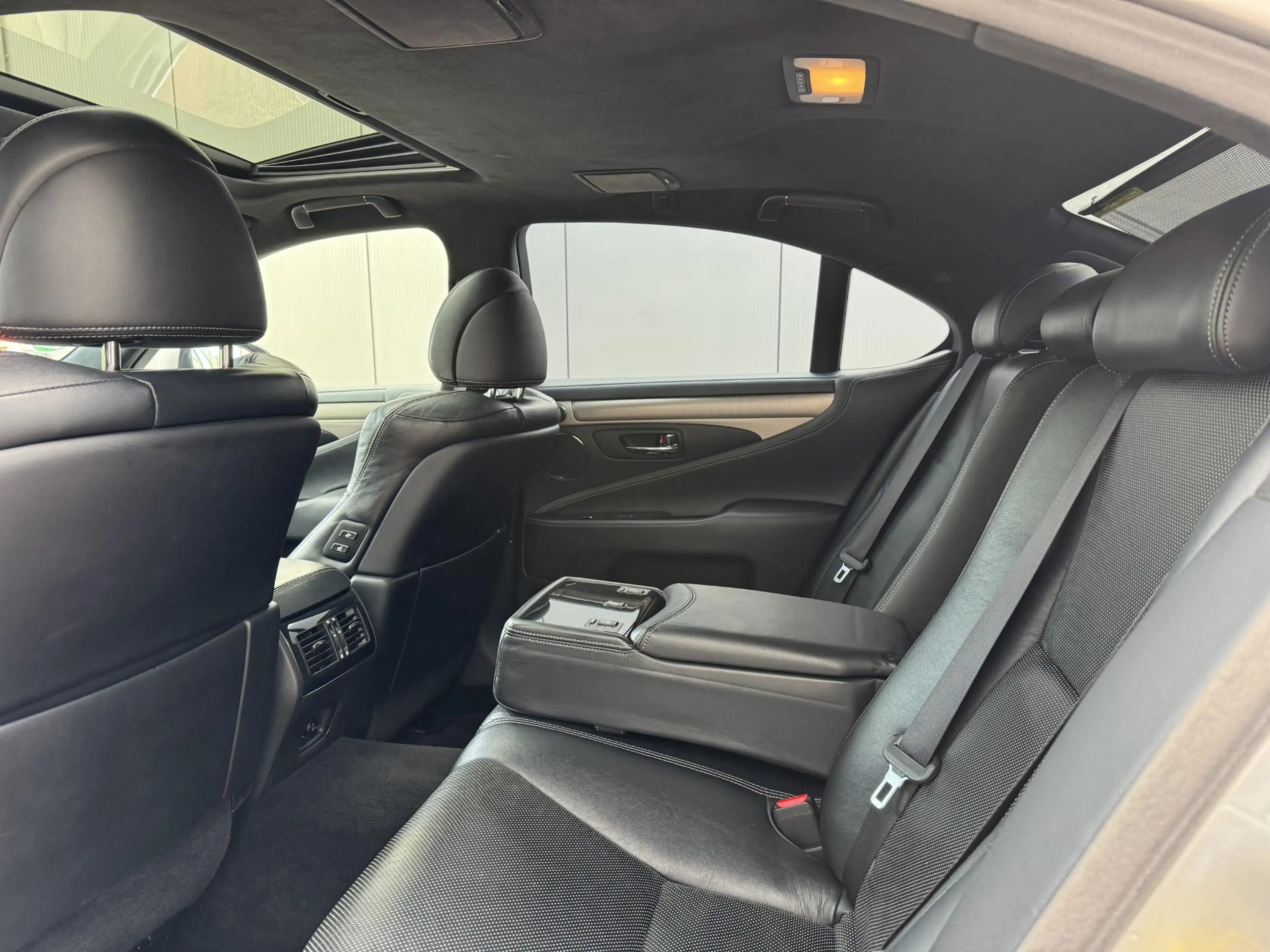 Lexus LS 600 600h F Sport *Nieuwe gr.beurt dealer+HHCheck+remme — photo 14