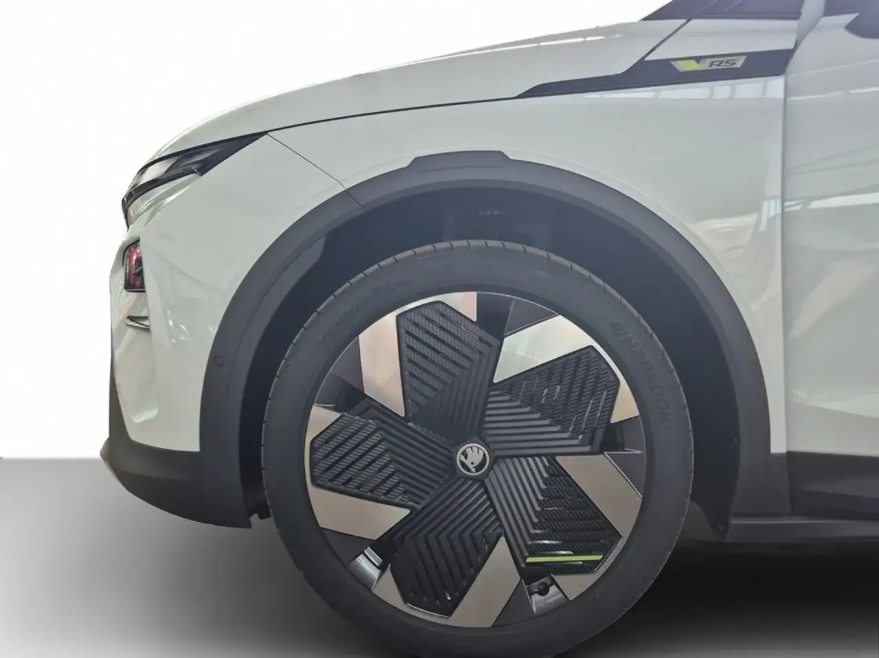 Skoda Elroq RS AHK*MATRIX*NAV*SHZ*ACC*PARKLENK*360°*EL.SITZ..., миниатюра 20