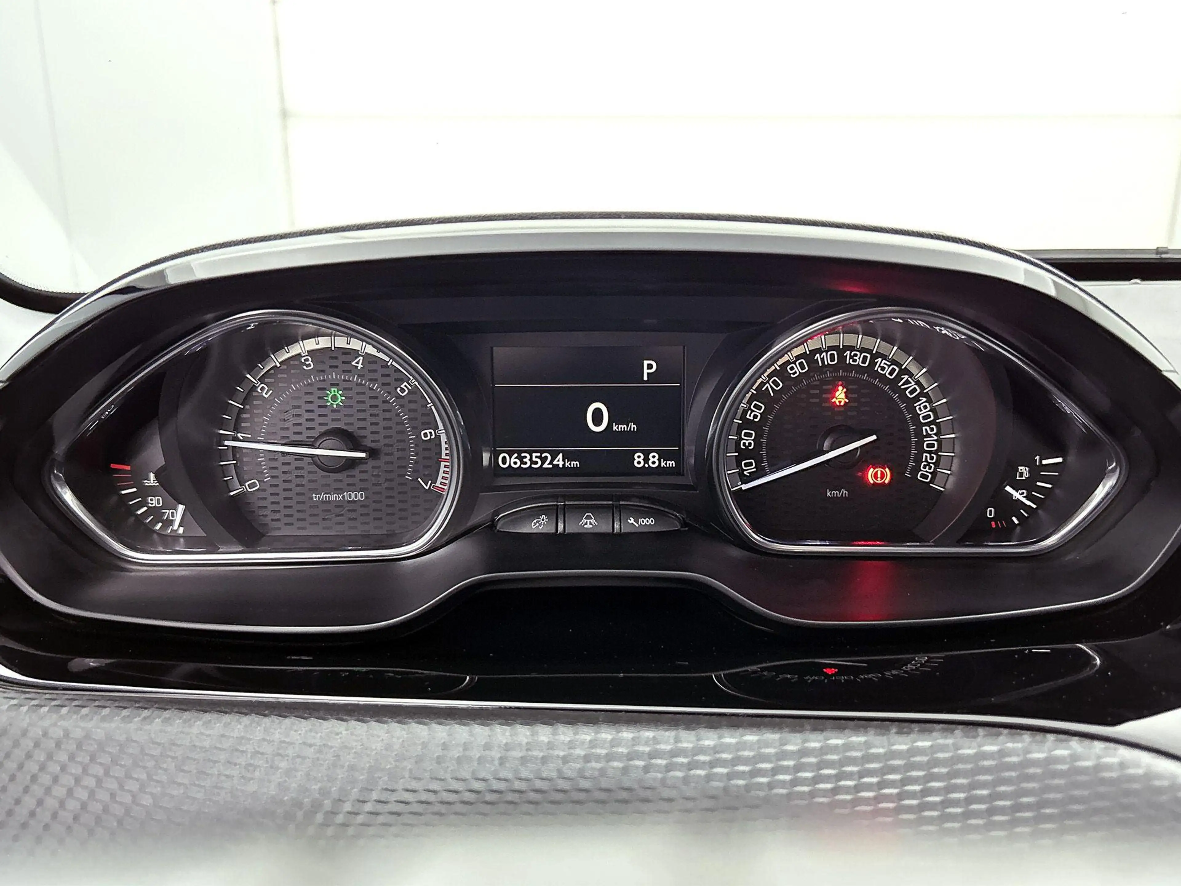 Peugeot 2008 1.2 110pk GT-Line Automaat | Navigatie | Climate C — photo 14