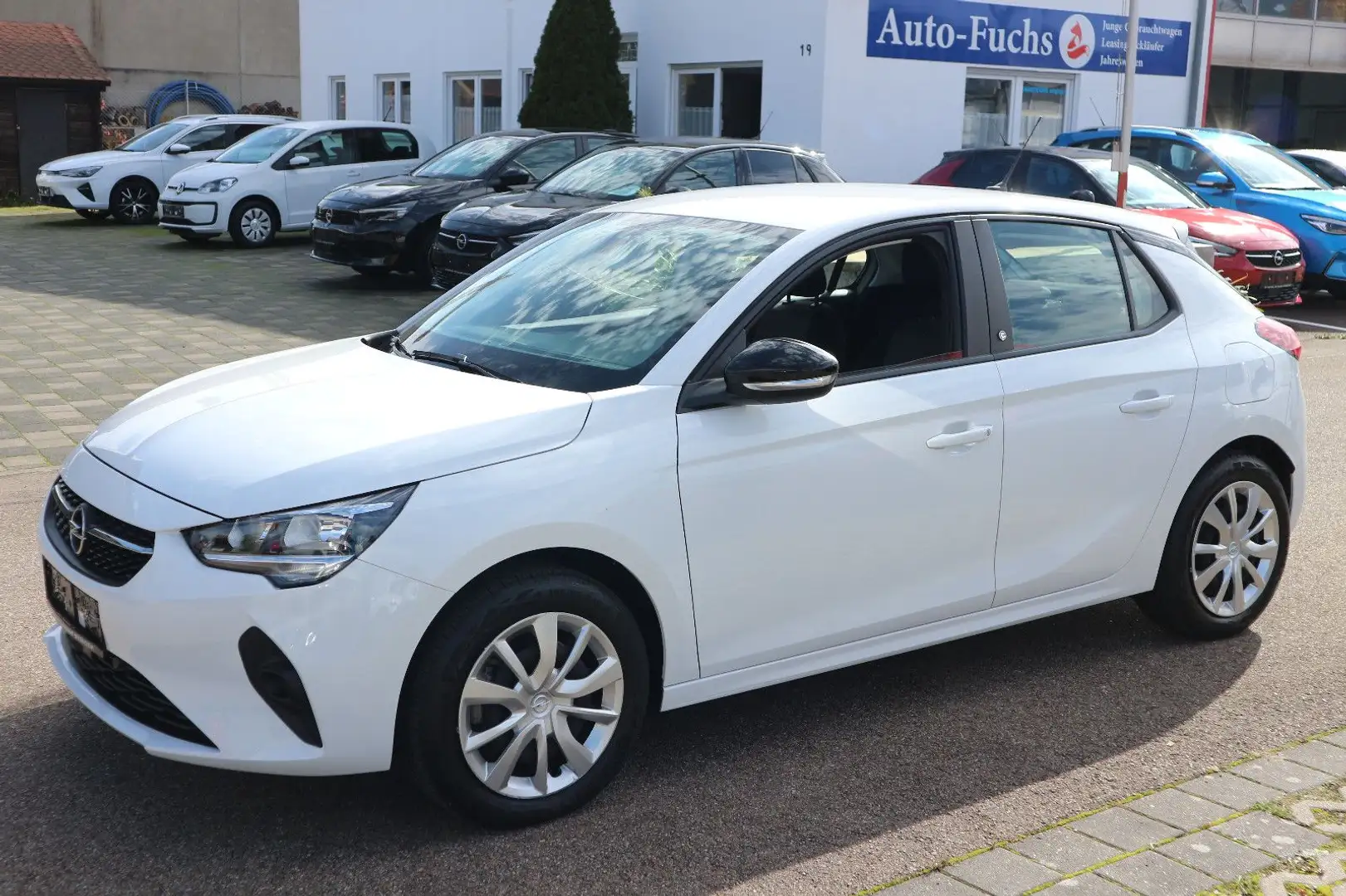 Opel Corsa -e Edition 11kW Lader Navi PDC Tempomat Weiß - 1