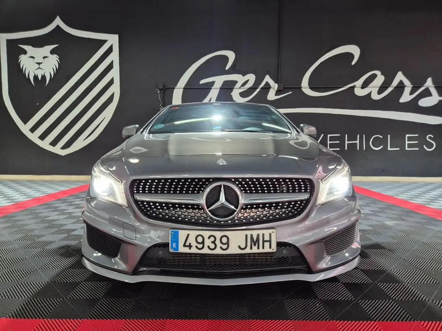Mercedes-Benz 200 Clase CLA CLA  d AMG Line Shooting Brake Gris - 2