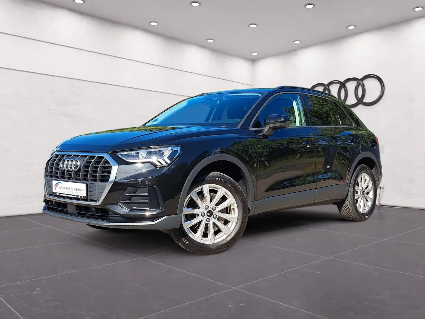 Audi Q3 45 TFSIe S tronic NAV LED APP GJ-REIF KAM PDC SHZ Schwarz - 2