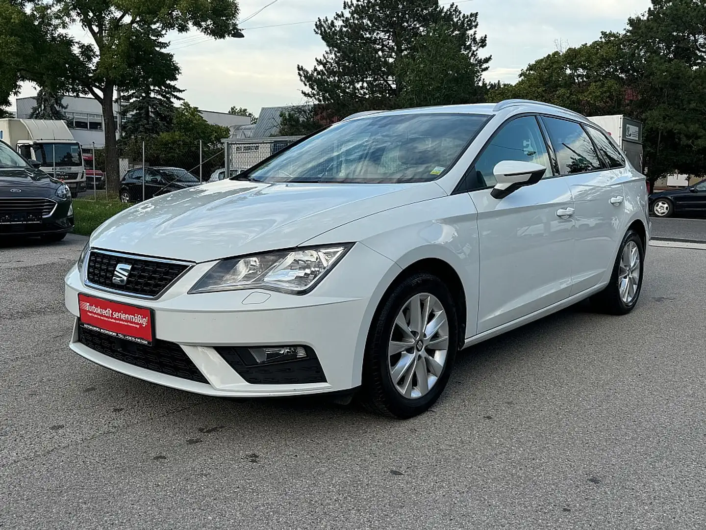 SEAT Leon ST Style 1,6 TDI / 1BESITZ / ANHÄNGERKUPPLUNG /... Weiß - 1