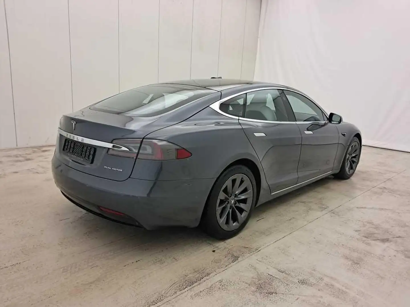 Tesla Model S Long Range AWD /€26.990 netto / Autopilot /Pano Silber - 2