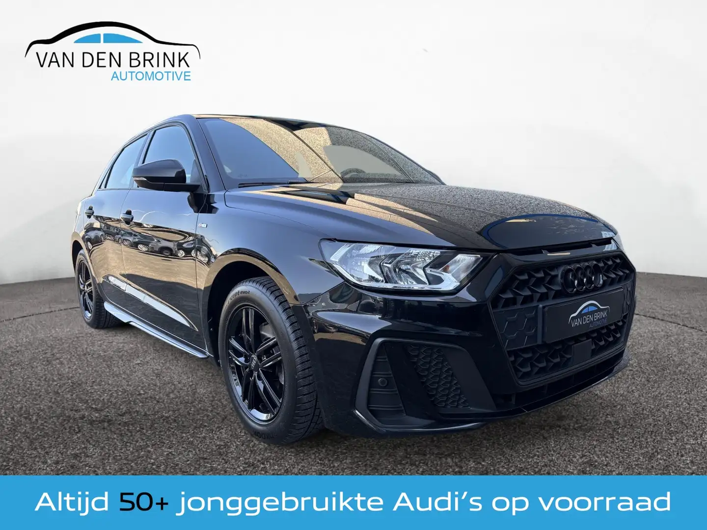 Audi A1 Sportback 30 TFSI S Line Black Edition Noir - 1