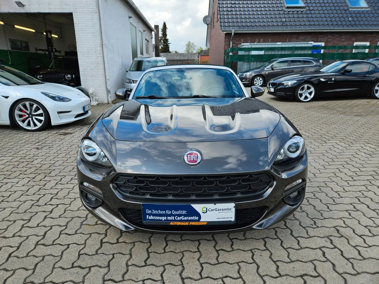 Fiat 124 Spider Lusso Szary - 2