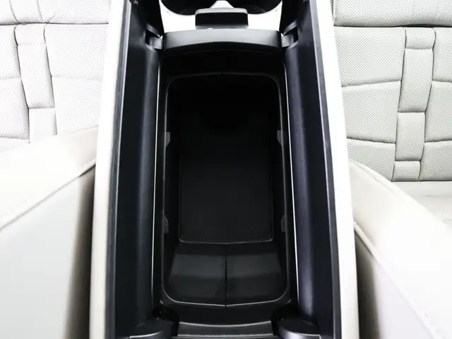 DS Automobiles DS 7 Crossback view 14