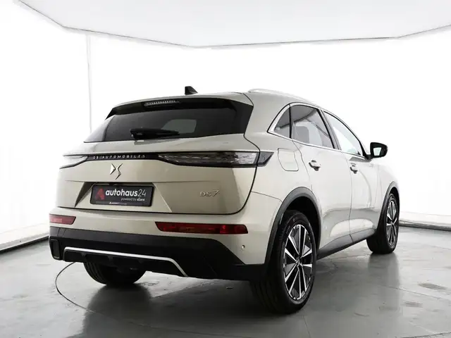 DS Automobiles DS 7 Crossback view 5