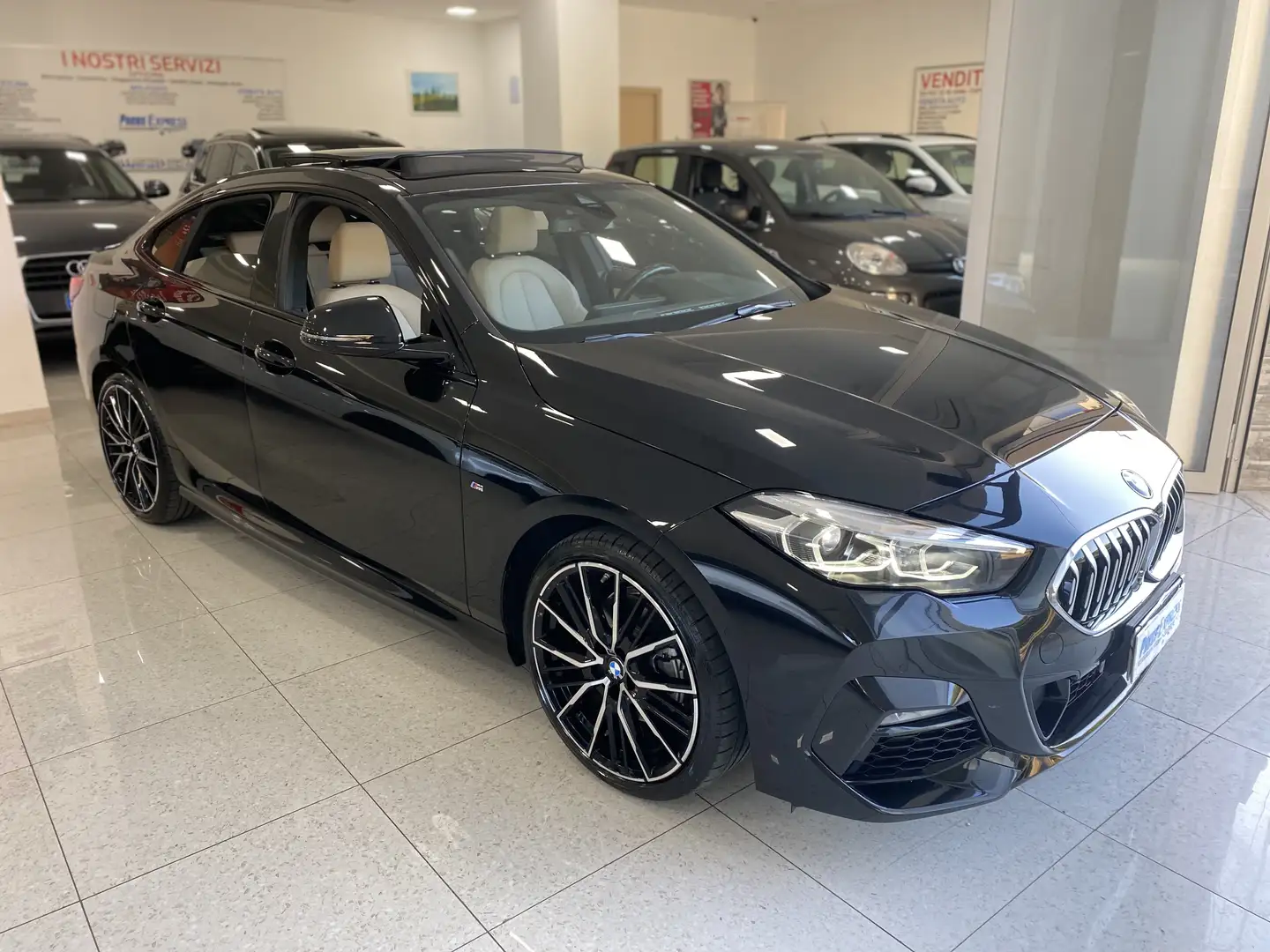 BMW 218 Serie 2 F44 Gran Coupe 218d Gran Coupe Msport auto Czarny - 1