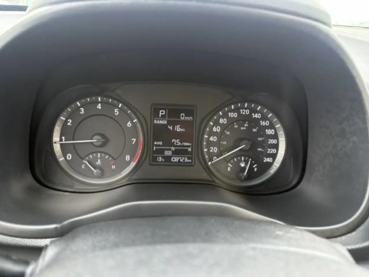 Hyundai KONA снимка Hyundai KONA