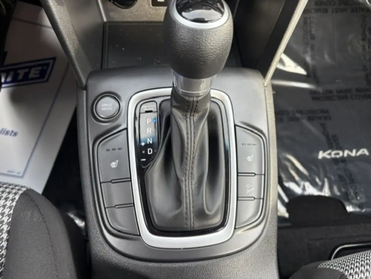 Hyundai KONA снимка Hyundai KONA
