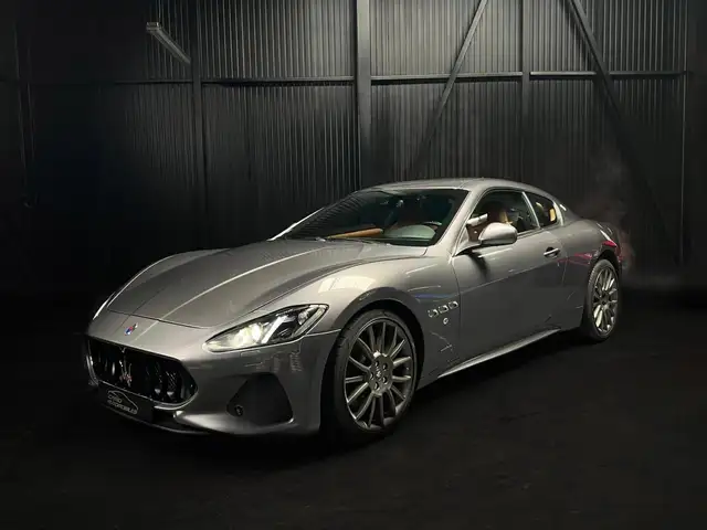 Maserati GranTurismo S 4.7 V8 460 MC SPORT SHIFT ZF - IMMATRICULATION FRANCAISE