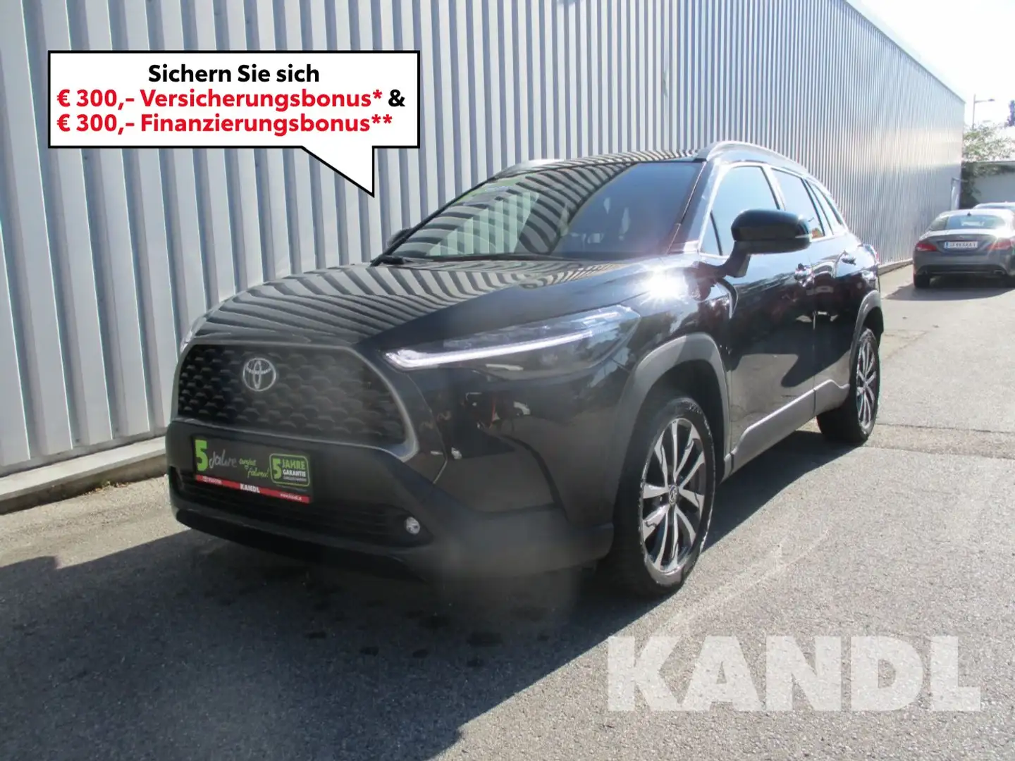 Toyota Corolla Cross 1.8 FWD Active Drive ACC+LED+Navi Schwarz - 1