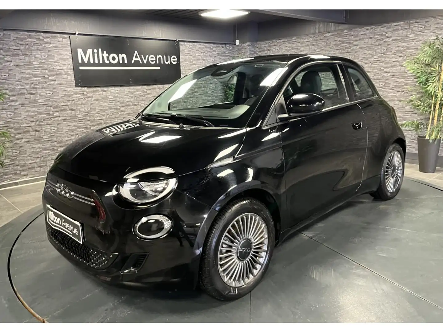Fiat 500 Fiat 500 Electrique 42 kWh  Icône Noir - 1
