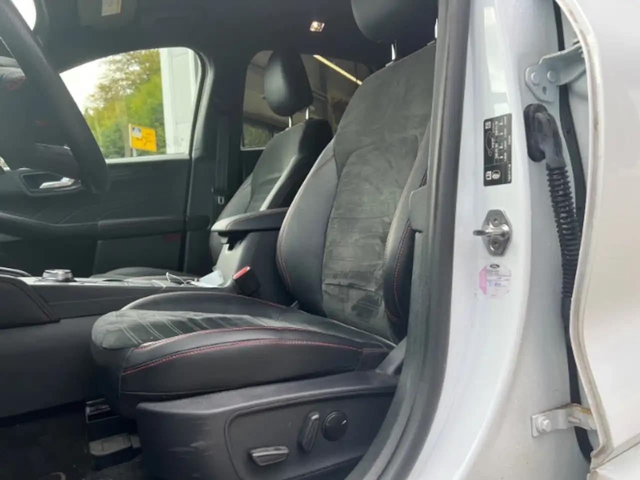 Ford Kuga Plug-In Hybrid ST-Line X AHK-el. klappb HEAD-UP-Di, миниатюра 14