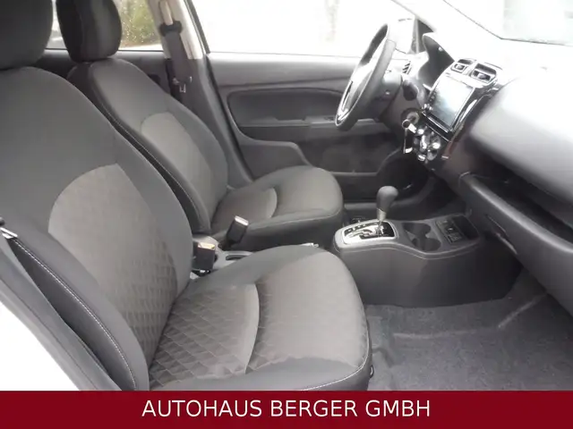 Mitsubishi Space Star view 8