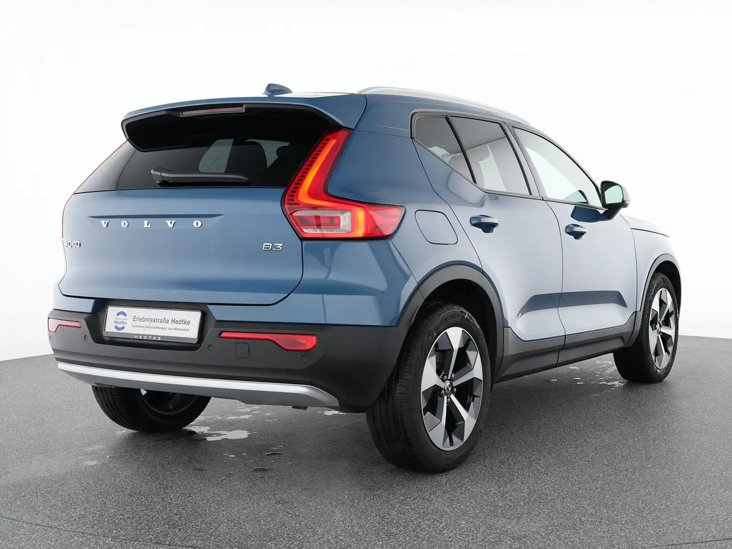 Volvo XC40 B3 Benzin Geartronic Core 19"+MEMORY+PDC Niebieski - 2