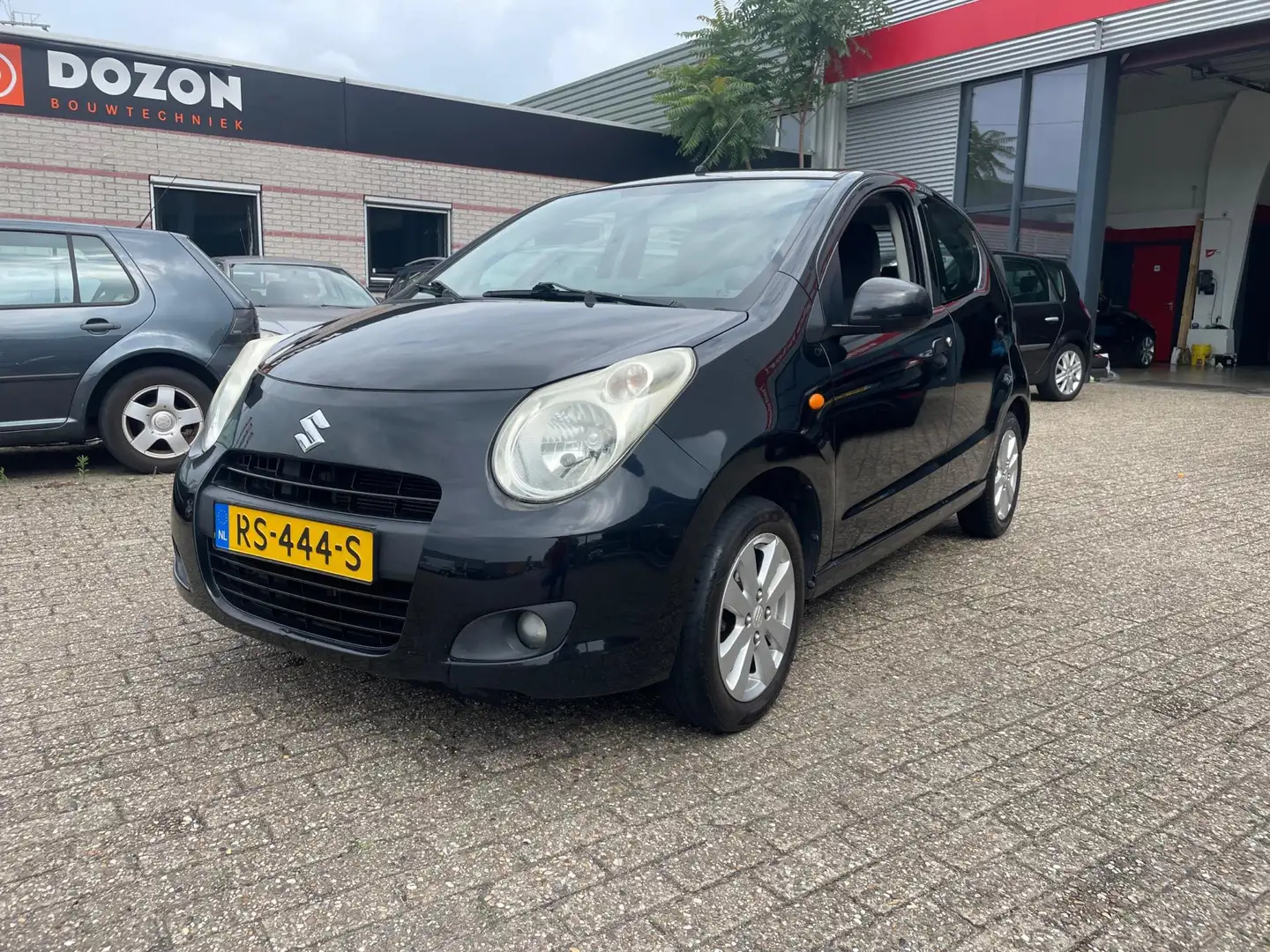 Suzuki Alto 1.0 Comfort airco nette auto Negru - 1