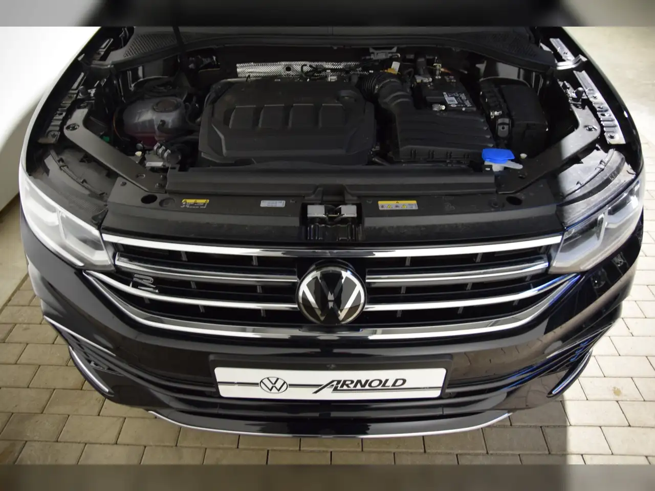 Volkswagen Tiguan Allspace R-Line 2,0 l TDI 7-Gang-DSG 6