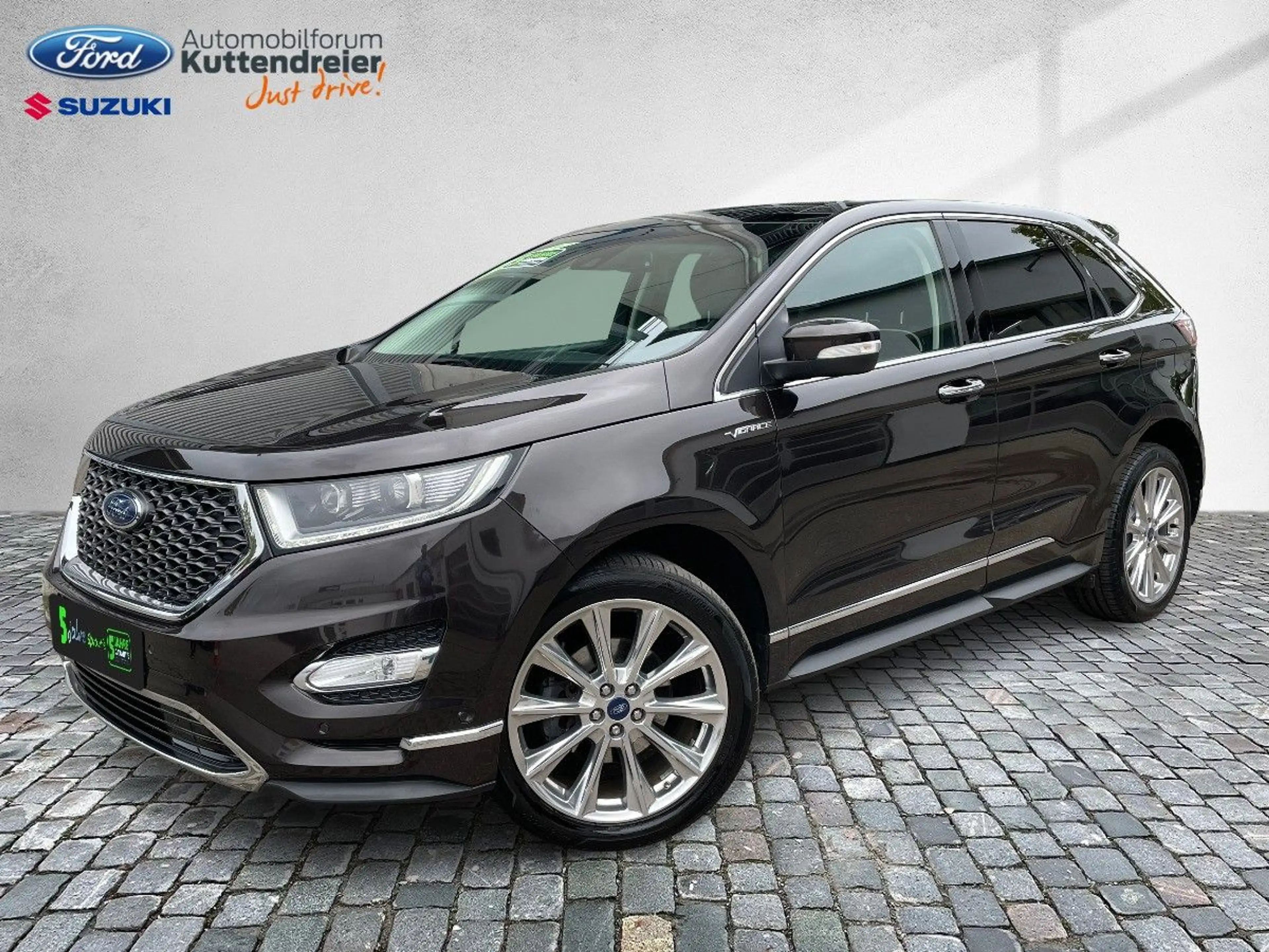 Ford Edge 4x4 Vignale Standheiz. Leder Glasdach Navi — photo 2