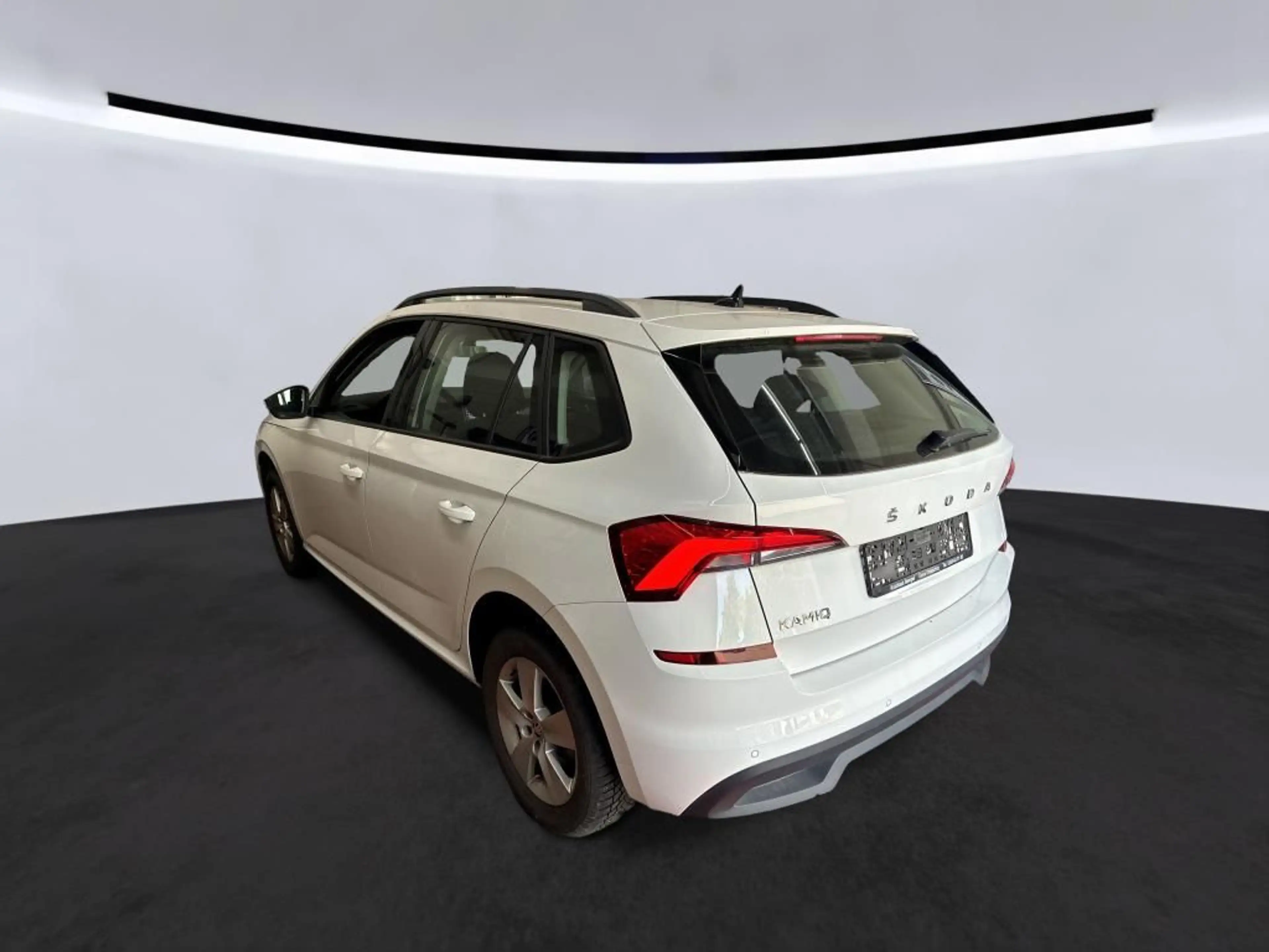Skoda Kamiq Active/PDC/SHZ/LED/ALU/16ZOLL/SMARTLINK — photo 7