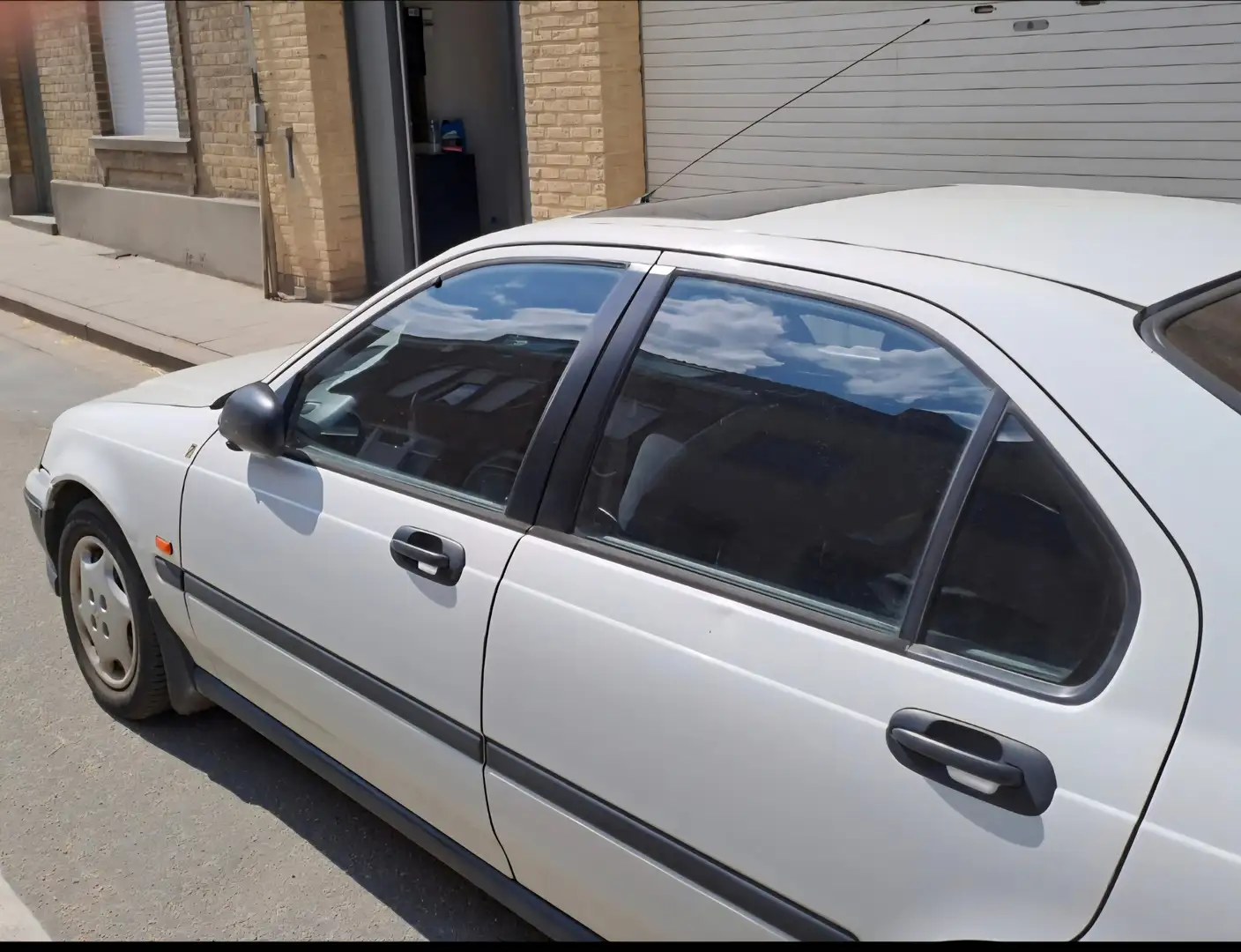 Honda Civic 1.4i S Wit - 1