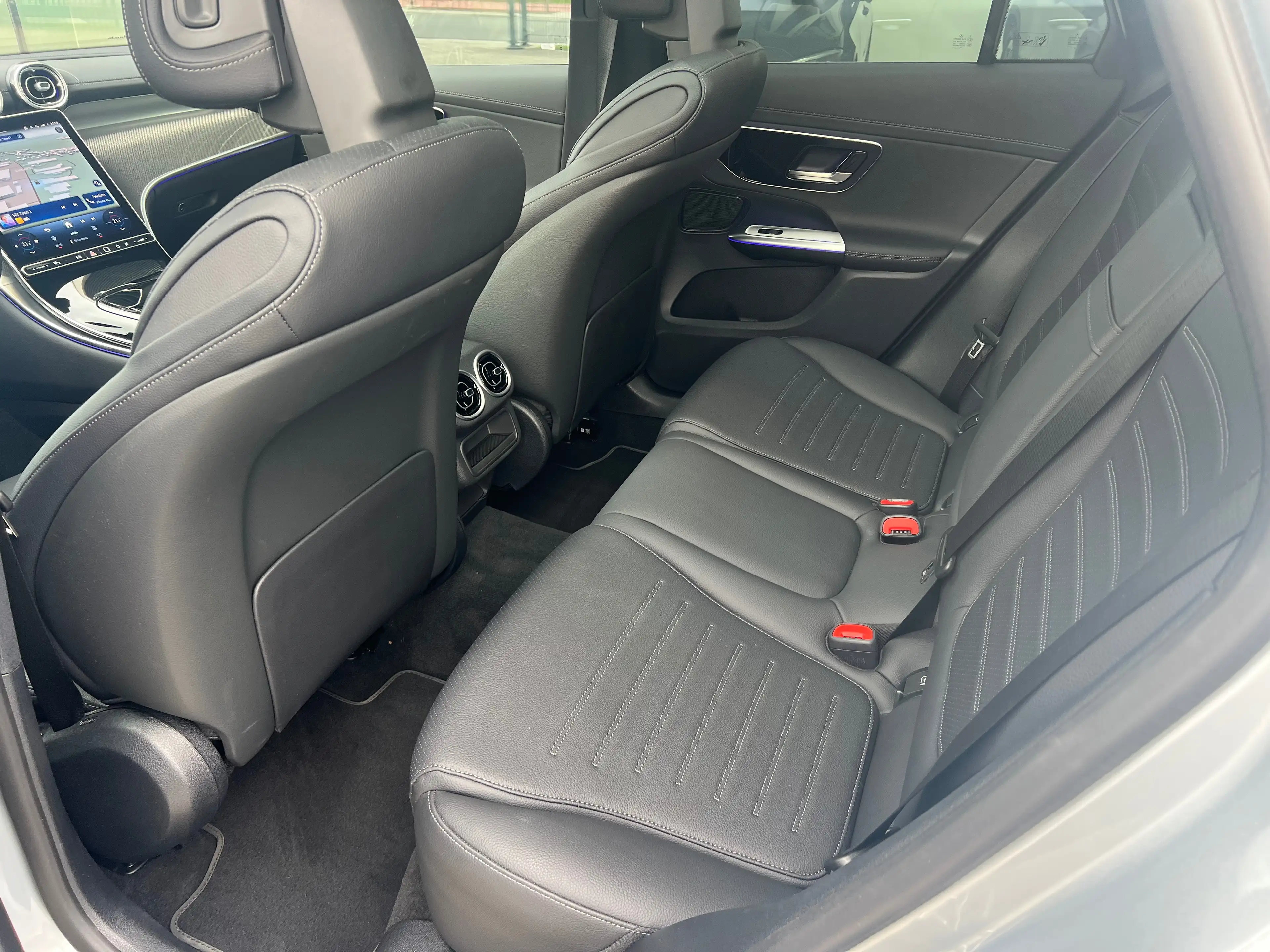 Mercedes-Benz GLC 200 200 AMG-Line * Nightpakket * Digital Light * Pano dak * Trekhaak * Keyless Go * — photo 8