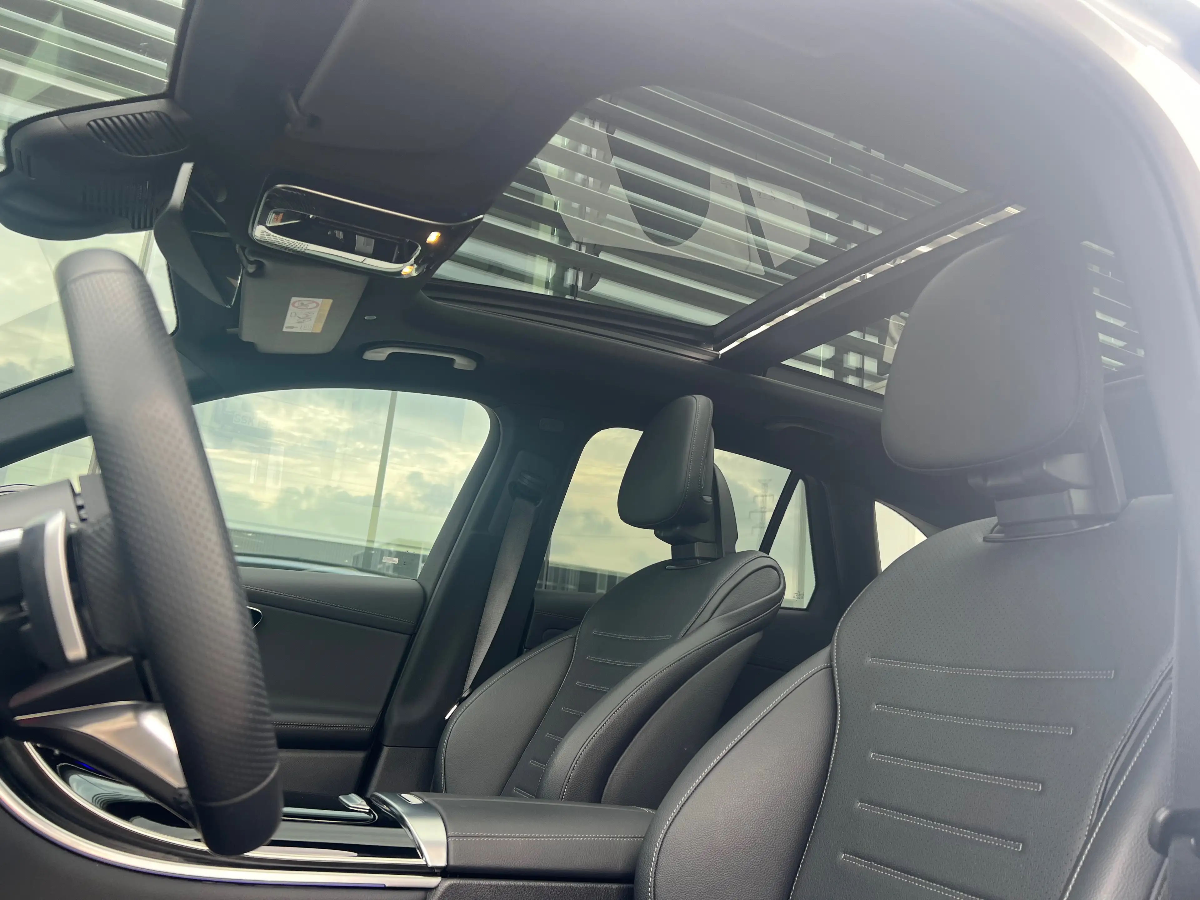 Mercedes-Benz GLC 200 200 AMG-Line * Nightpakket * Digital Light * Pano dak * Trekhaak * Keyless Go * — photo 13