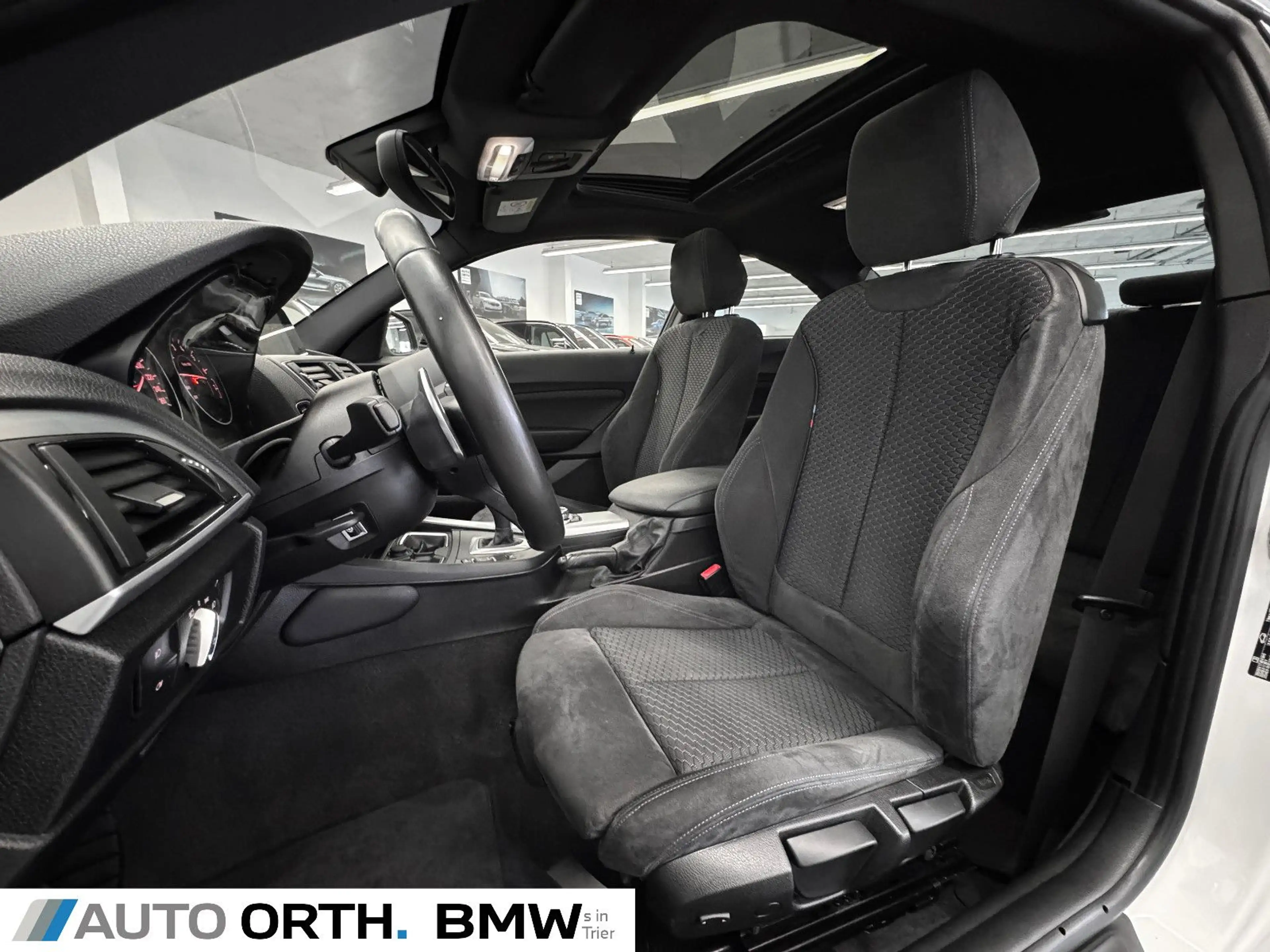BMW 220 i Coupé SP-AUT. M-SPORT NAVI XEN SD HIFI CAM — photo 12