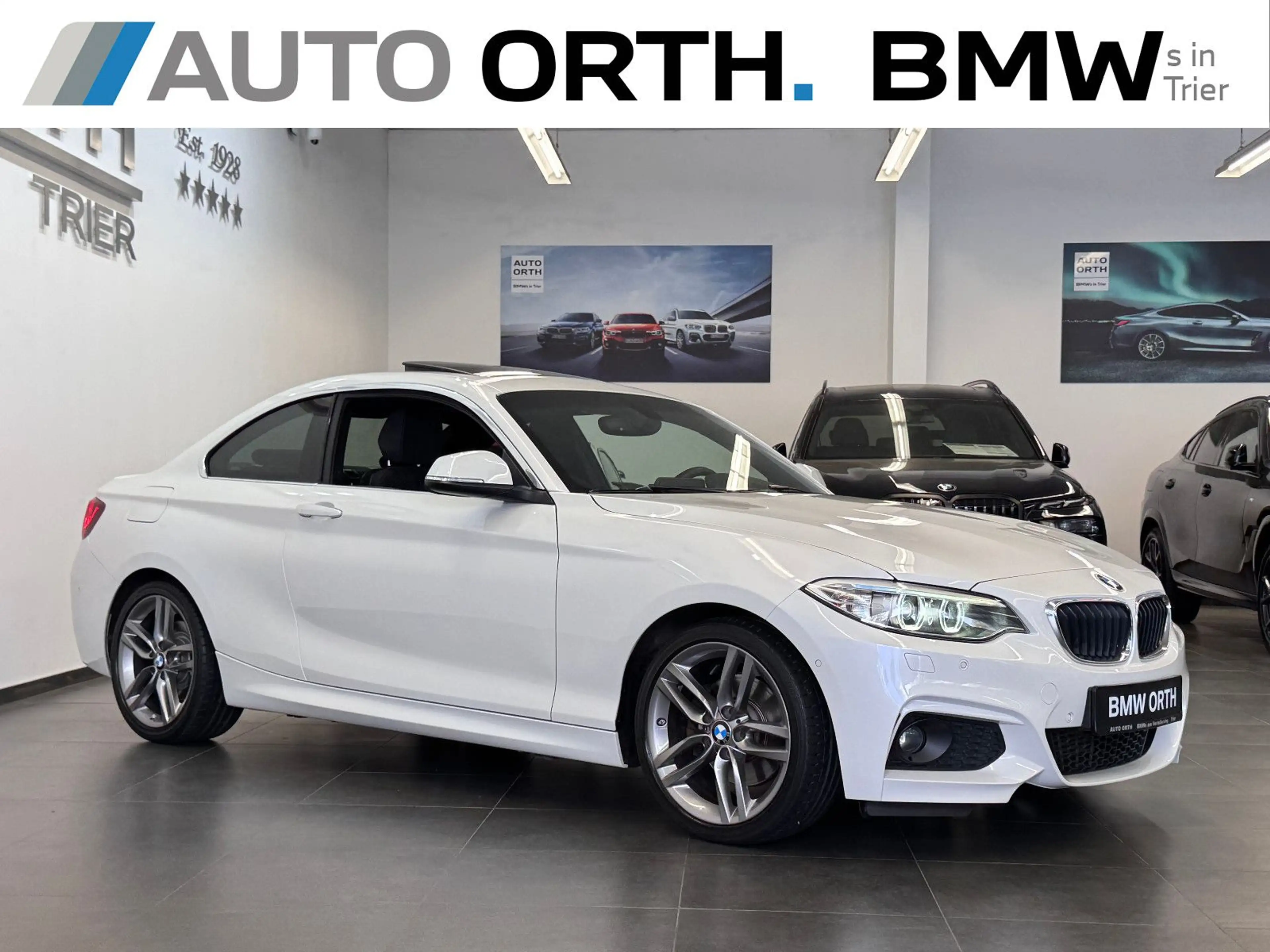 BMW 220 i Coupé SP-AUT. M-SPORT NAVI XEN SD HIFI CAM — photo 3