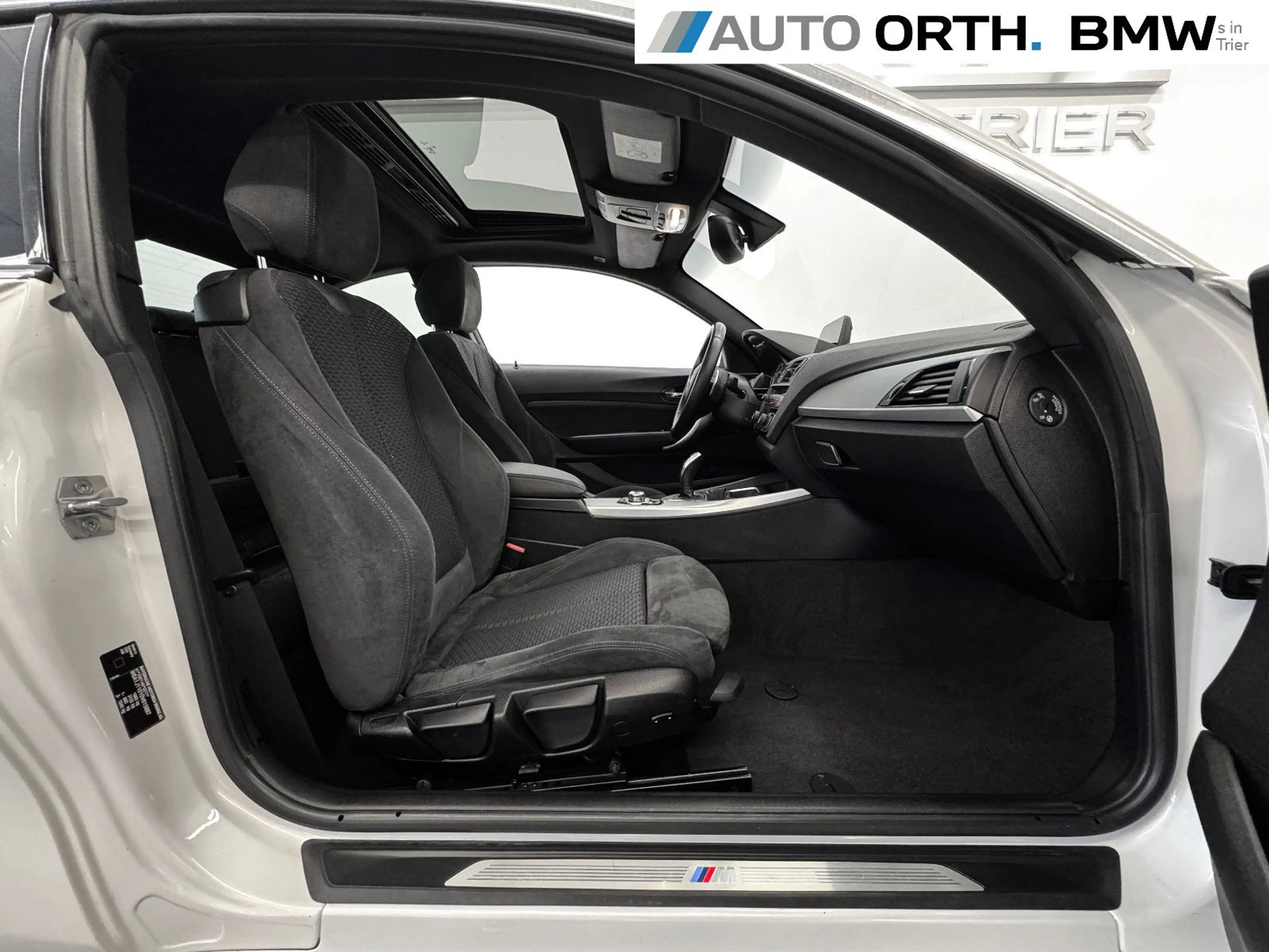 BMW 220 i Coupé SP-AUT. M-SPORT NAVI XEN SD HIFI CAM — photo 14