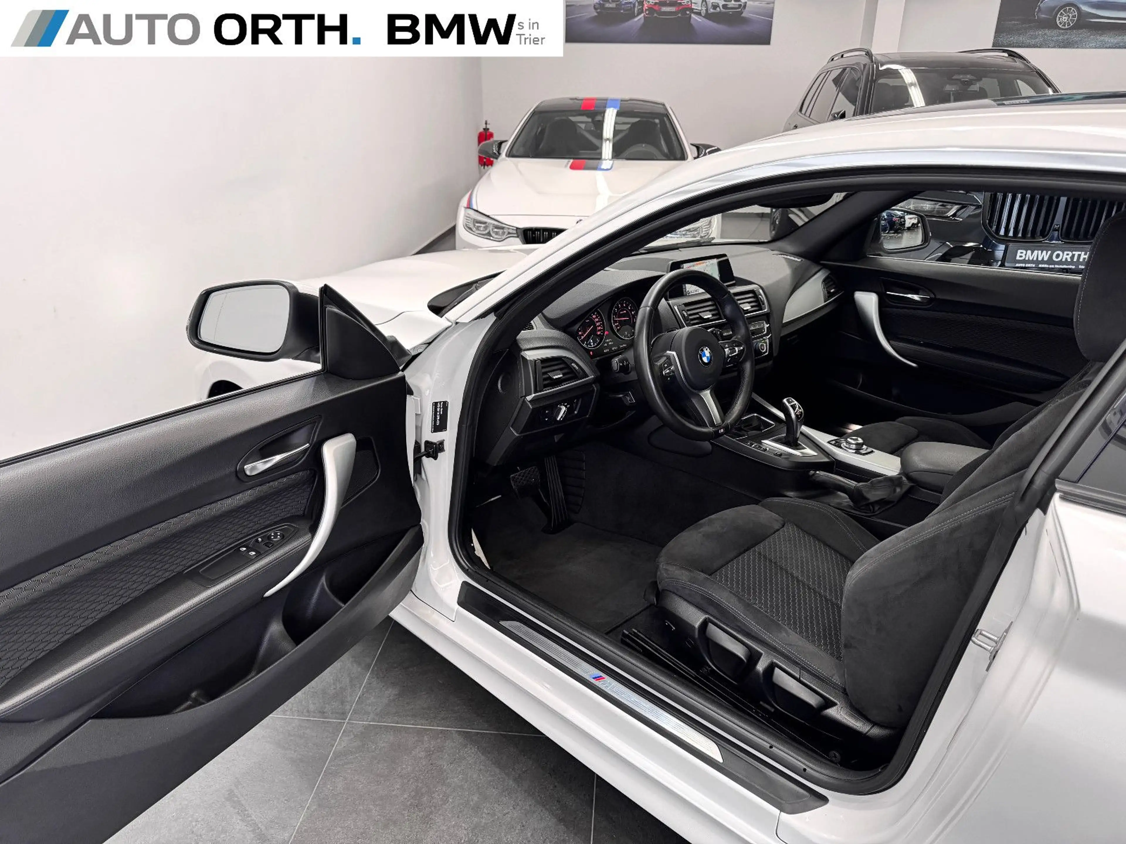 BMW 220 i Coupé SP-AUT. M-SPORT NAVI XEN SD HIFI CAM — photo 11