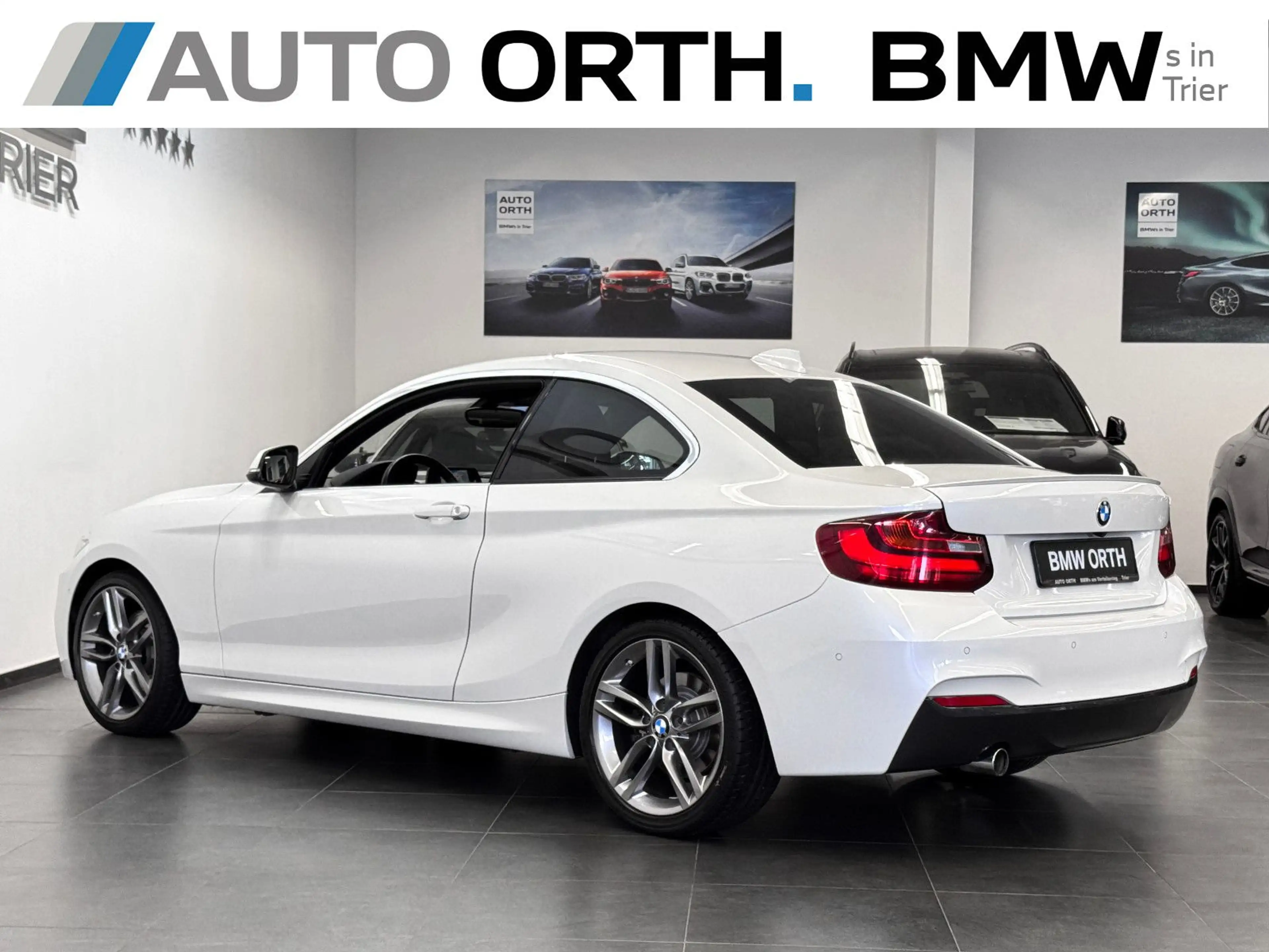 BMW 220 i Coupé SP-AUT. M-SPORT NAVI XEN SD HIFI CAM — photo 4