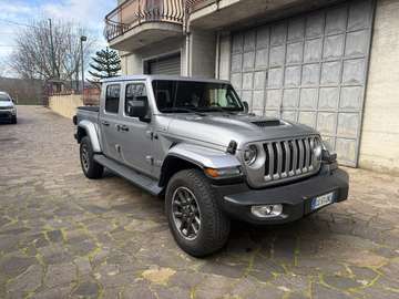 3.0 V6 Launch Edition 4wd auto