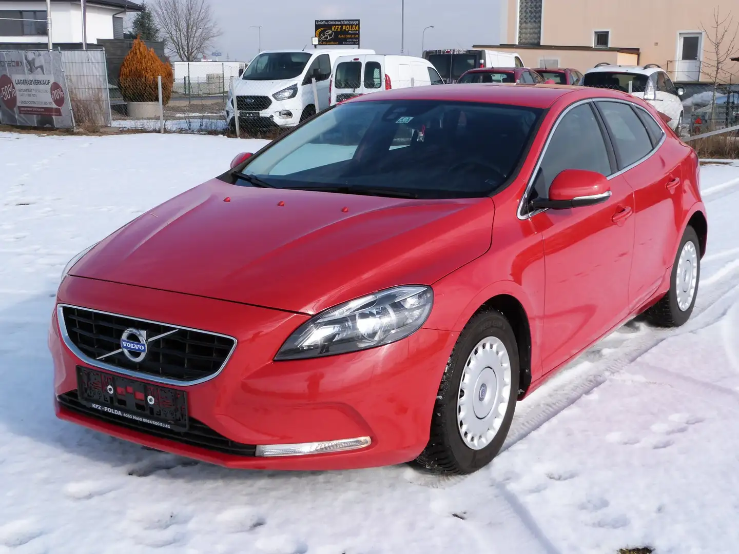 Volvo V40 Momentum D2 Rot - 1