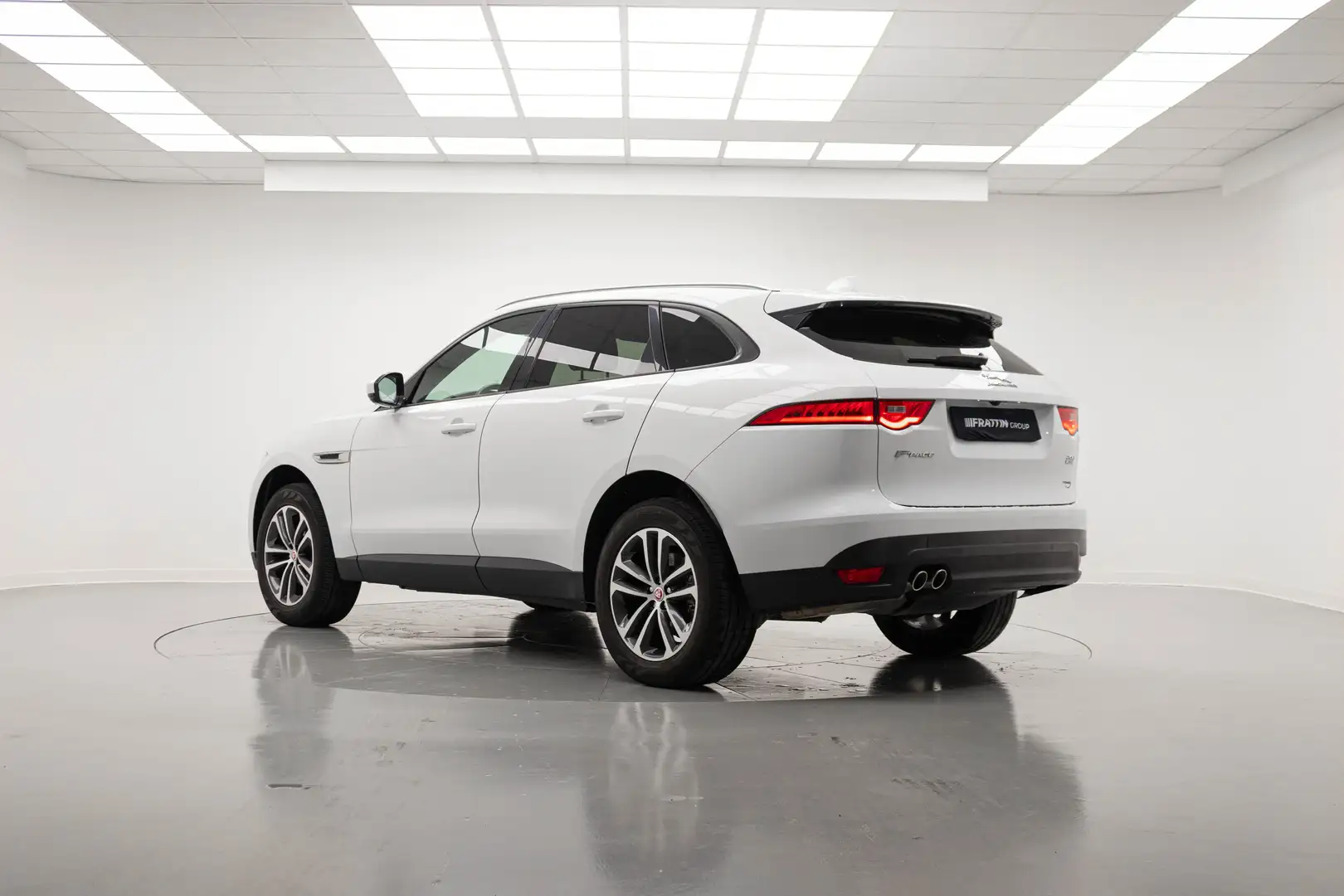 Jaguar F-Pace 2.0 D 180 CV AWD AUT. PRESTIGE Blanc - 2