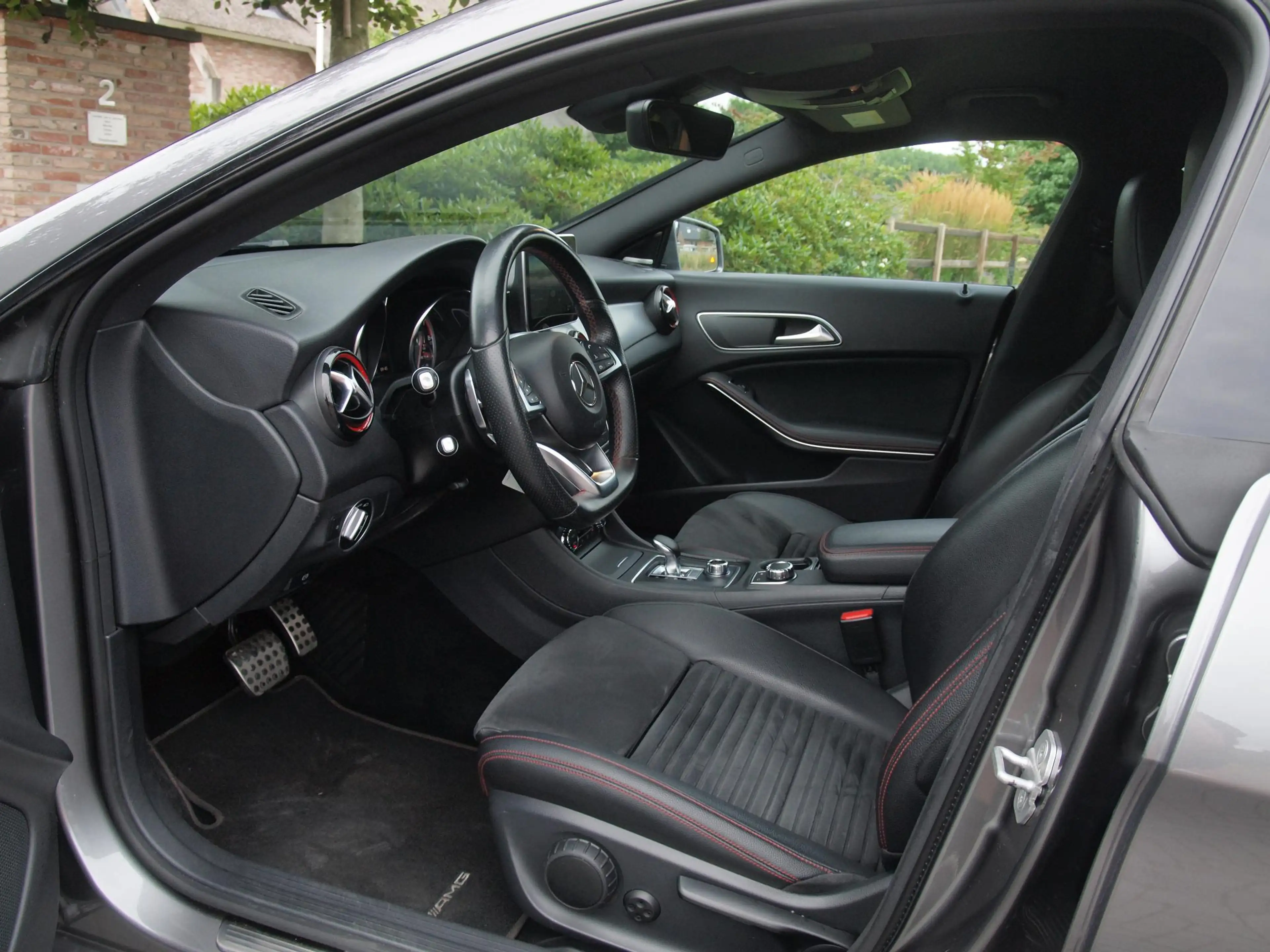 Mercedes-Benz CLA 45 AMG Shooting Brake 4MATIC | 380 PK | Elektrisch bedien — photo 3