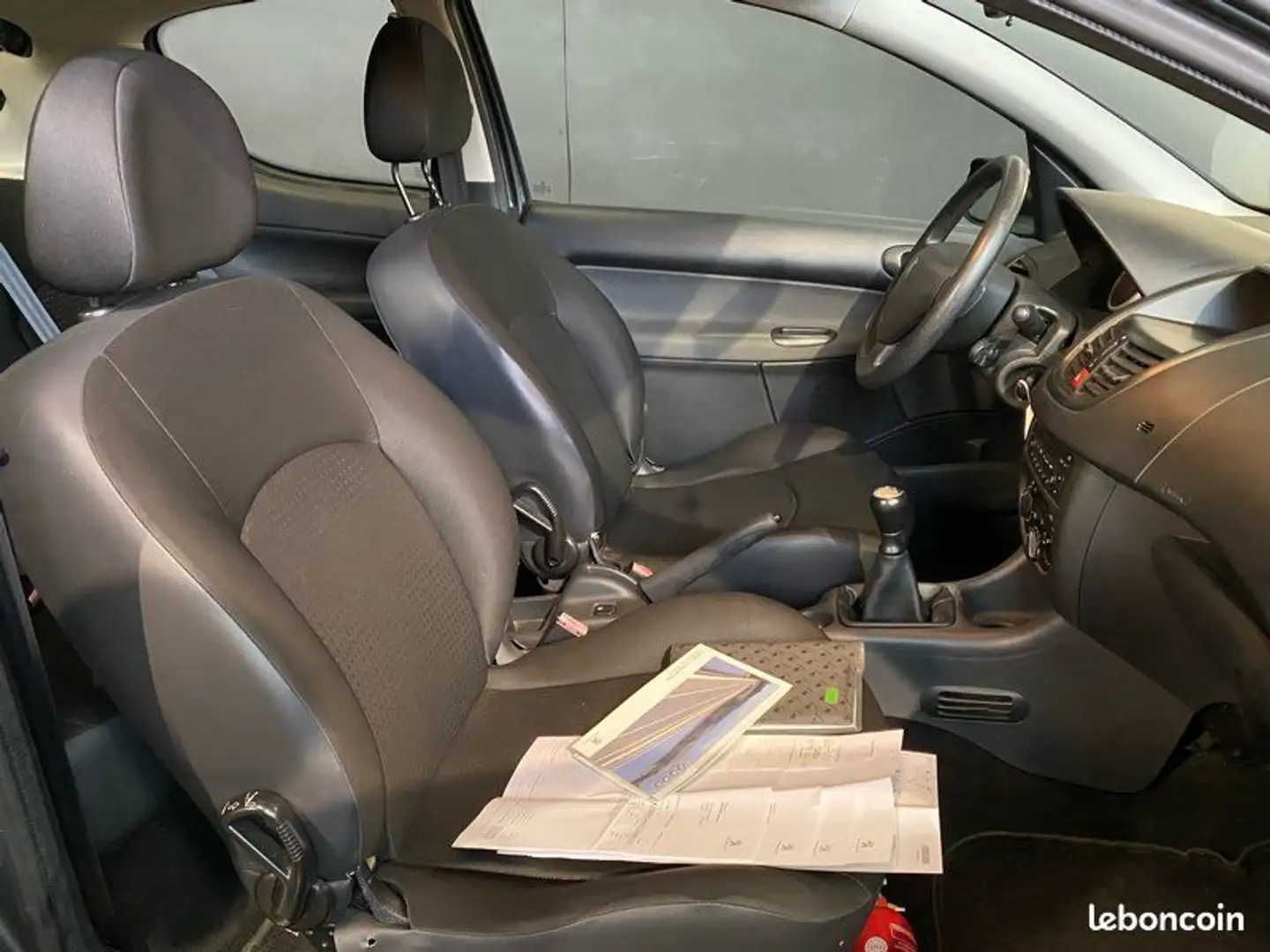 Peugeot 206 206+ 1.1 urban (60cv) suivi d’entretien complet révision à jour distribution garantie - Gris - 2
