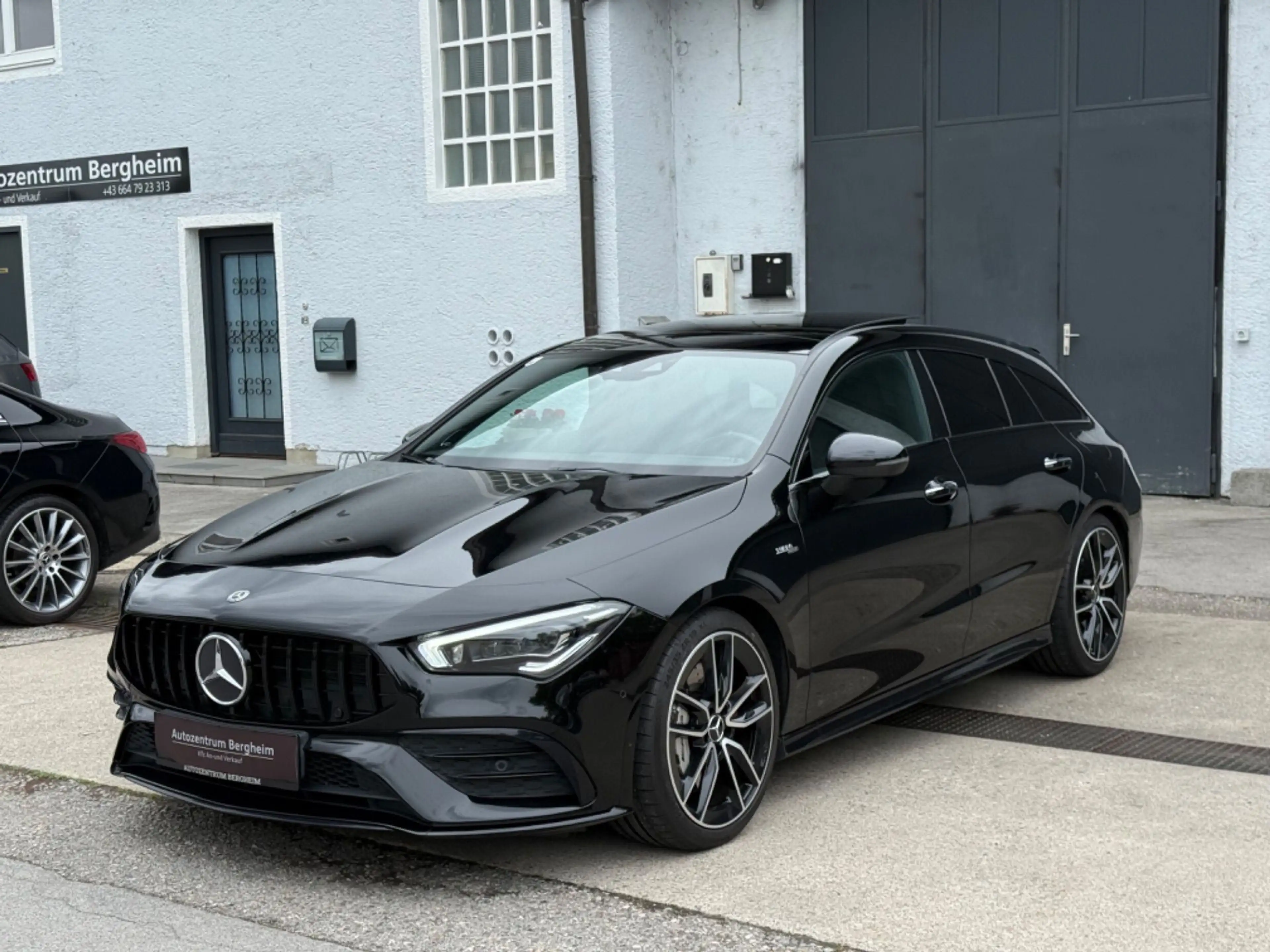 Mercedes-Benz CLA 35 AMG 4MATIC Shooting Brake Aut. — photo 8